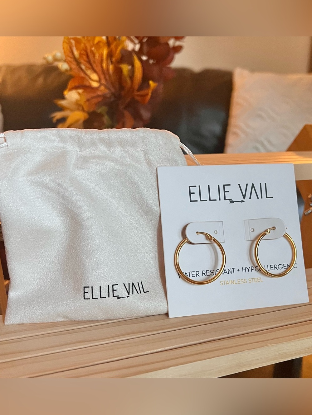 Ellie Vail medium Gold Hoop Earrings✨